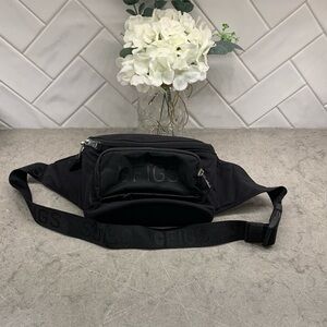 Figs Black Men’s Belt Bag with Logo Strap